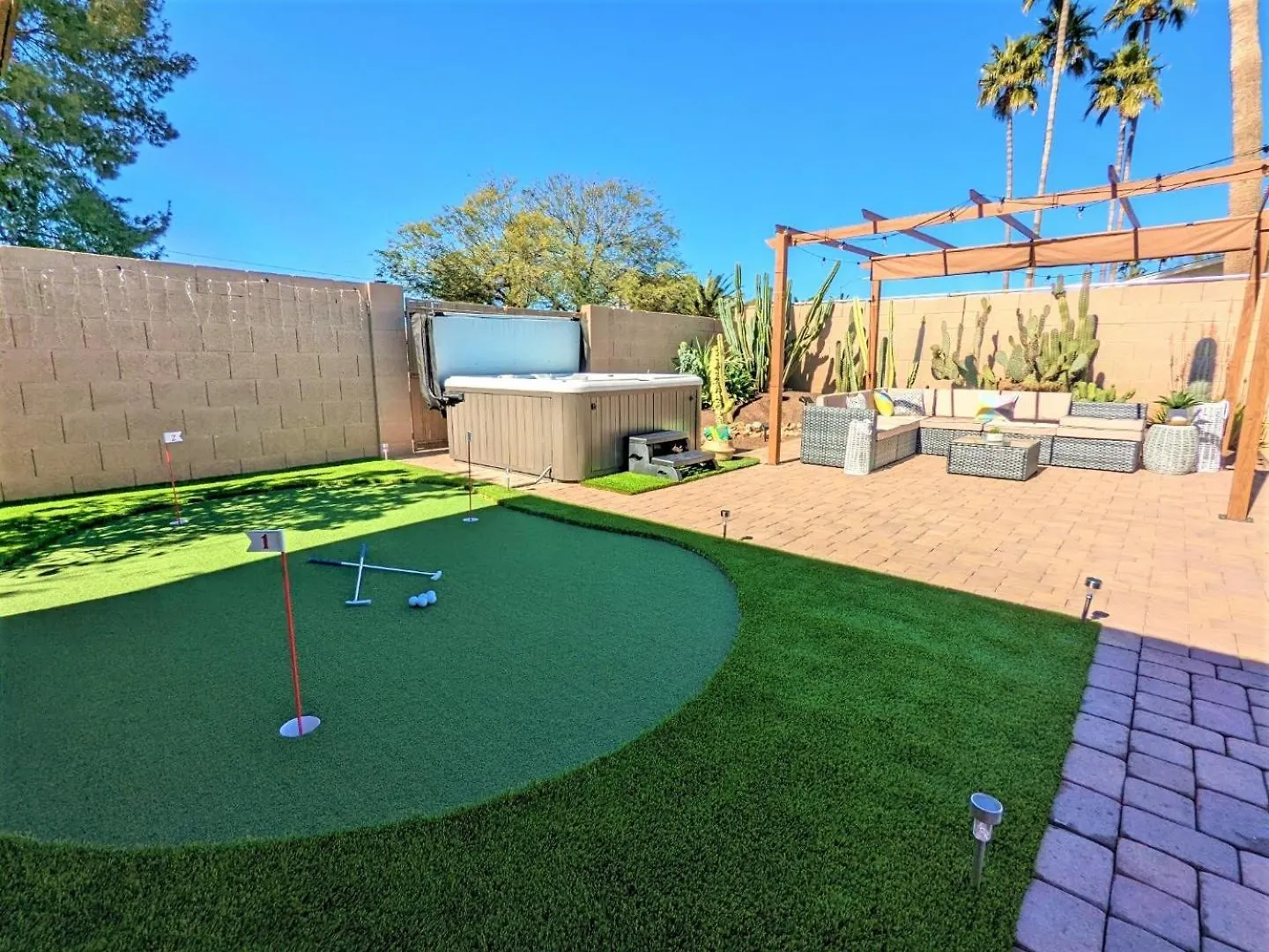 *NEW*Designer Oasis 4BDRM W/Pool/Jacuzzi/PoolTable/Mini Botanical Garden Villa Scottsdale